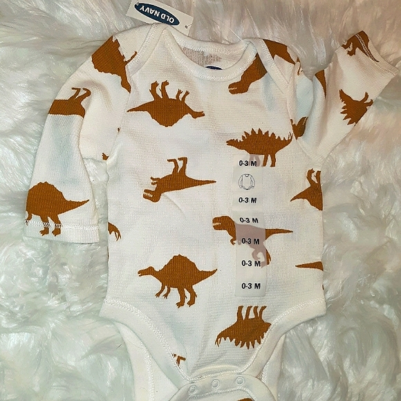 New with tags ☆OLD NAVY☆ Newborn Thermal Dinosaur Bodysuit☆ - Picture 2 of 12
